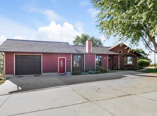 1101 Willow Dr, Edgerton, WI 53534