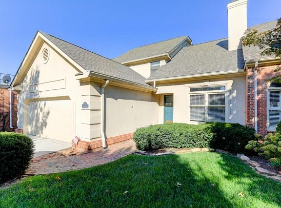 3rd image of 7905 Woodland Brae
