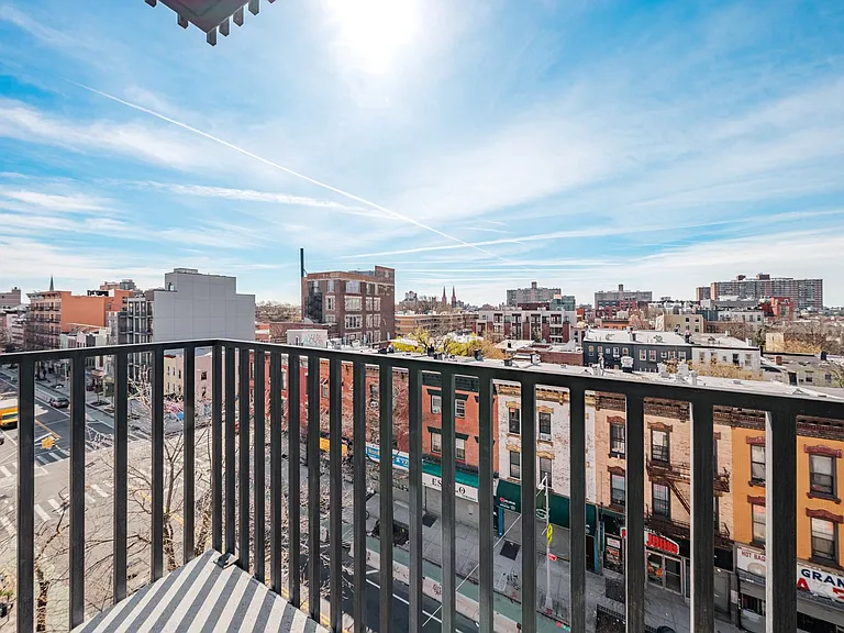 597 Grand St #901 — Photo 10