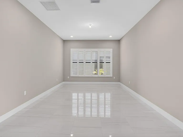17089 Rainbow Falls Trl — Photo 13