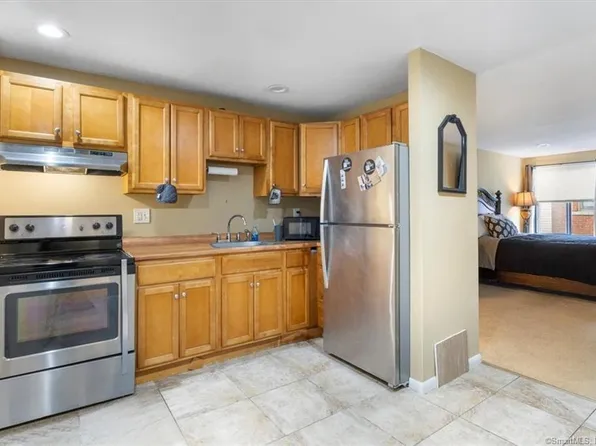 356 Franklin Avenue #C9, Hartford, CT 06114