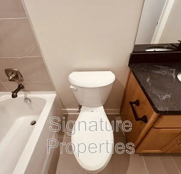 712 High St #8 — Photo 16