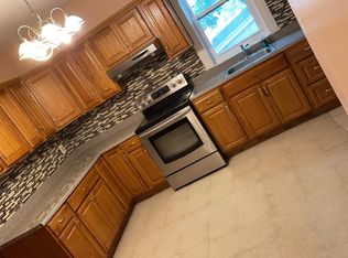 676 Columbia Rd, Dorchester, MA 02125