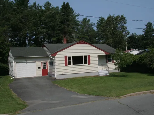 170 Sunset Drive, St. Johnsbury, VT 05819