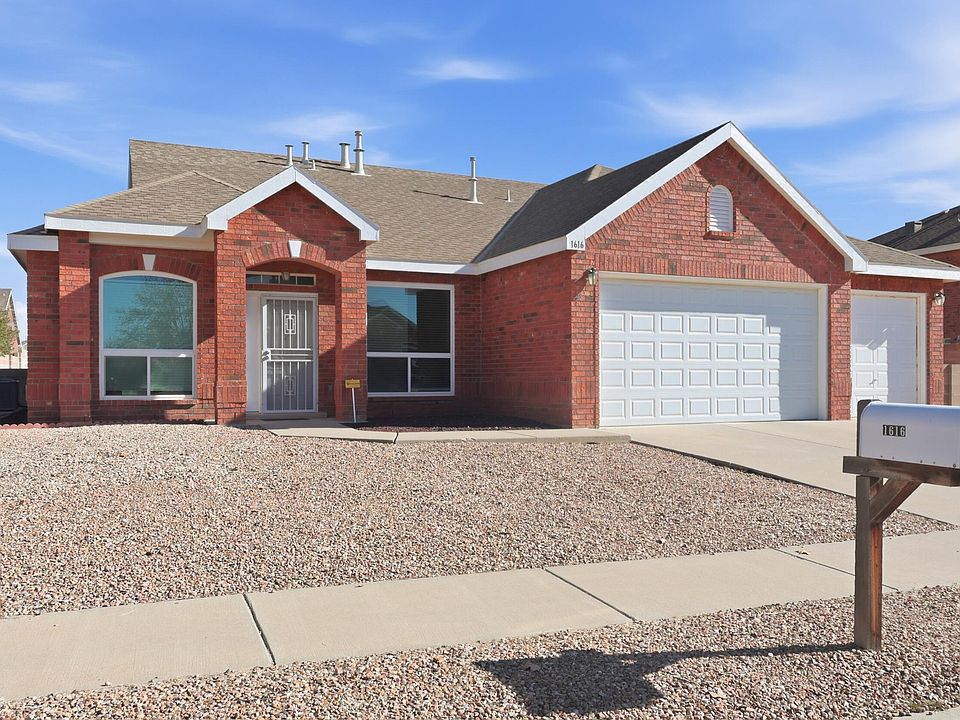 1st image of 1616 Cerro Crestado Dr NW