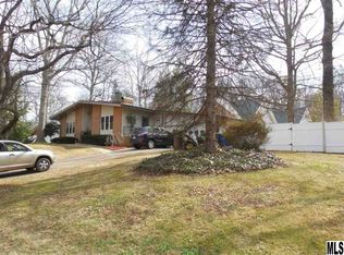 102 8th St NE, Conover, NC 28613