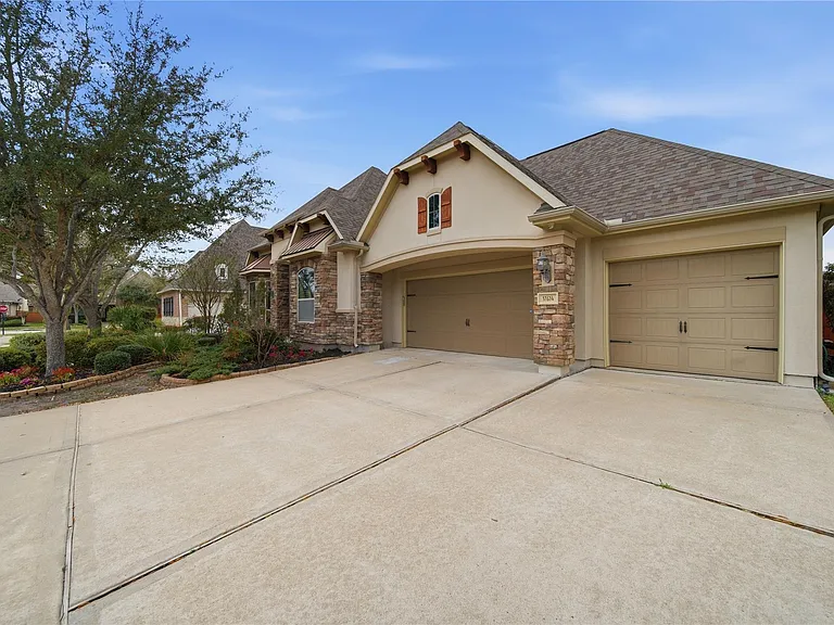 17614 Melmore Dr — Photo 32
