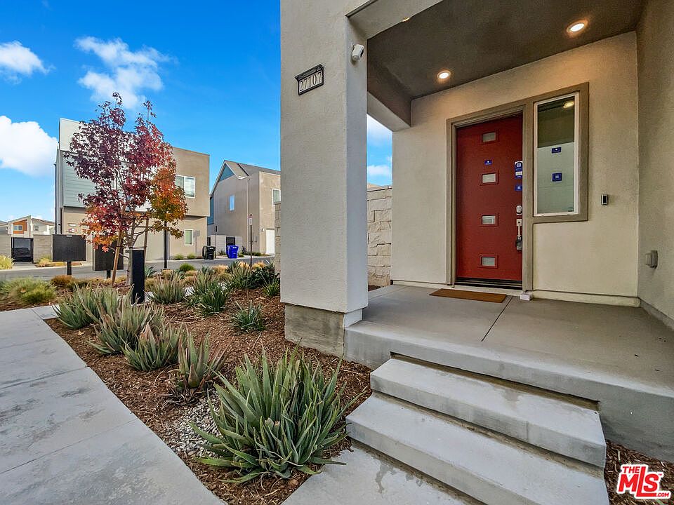 1st image of 27107 Scrub Oak Ct
