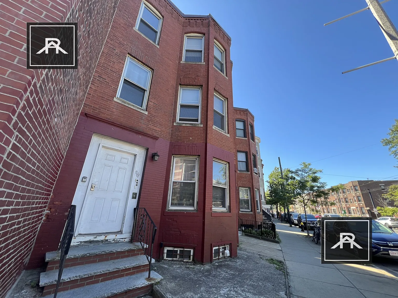 3 bed, 1.0 bath, 900 sqft, $3,999 — Photo 1