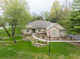 1712 Wood Trl, Oxford, MI 48371