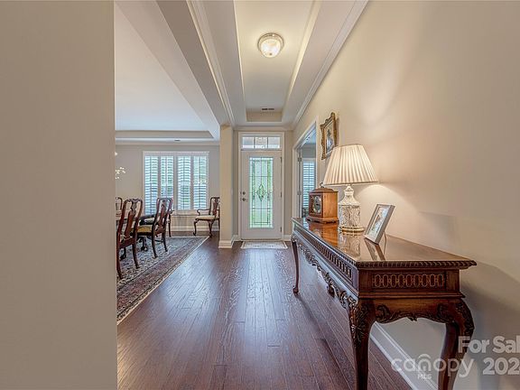 3rd image of 1818 Alden Oaks Ln