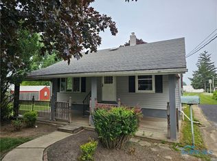 235 Woodland Ave, Carey, OH 43316