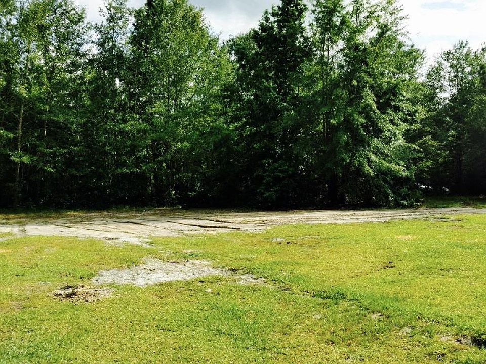 2nd image of 780 Smoak Rd