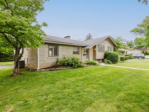 3rd image of 1857 Darien Dr