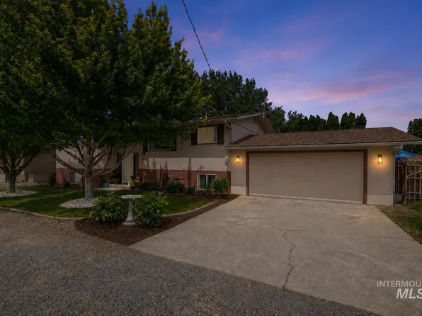 2390 Rolling Hills Dr, Clarkston, WA 99403