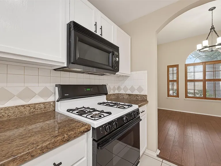 23035 Canal Rd — Photo 19