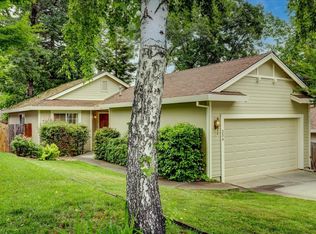 234 Fairmont Dr, Grass Valley, CA 95945