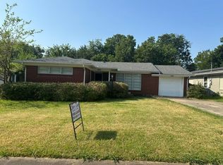 1710 W College St, Sherman, TX 75092