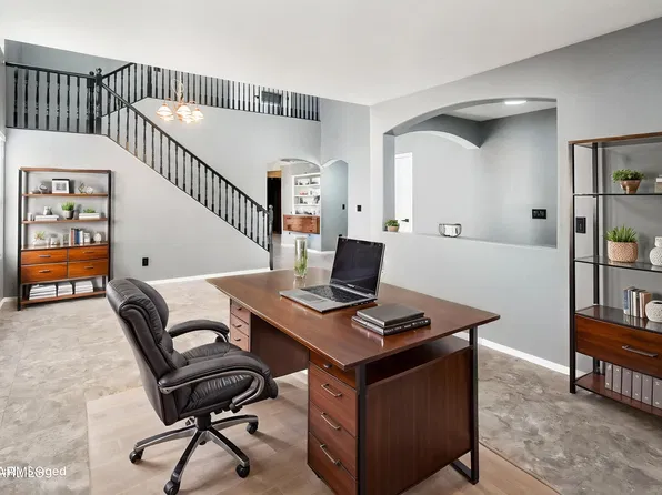 9735 W KIRBY Avenue, Tolleson, AZ 85353