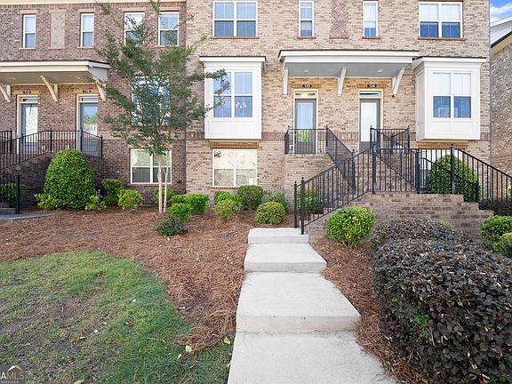 2nd image of 120 Laurel Crest Aly