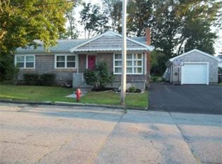 291 Mount Pleasant St, Fall River, MA 02720