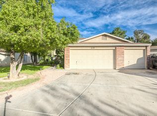 649 S Honeysuckle Ln, Gilbert, AZ 85296