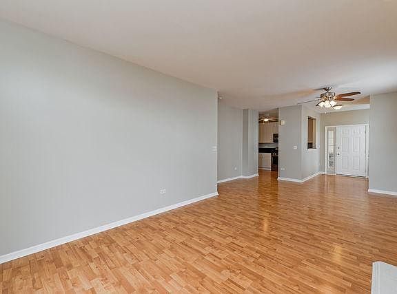 4th image of 2333 Overlook Ct Unit 2333