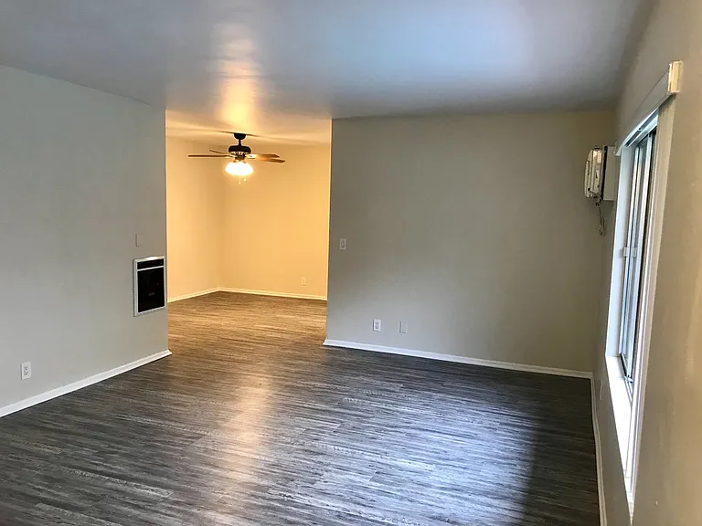4950 Coldwater Canyon — Photo 13