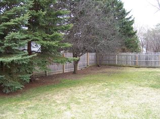 1837 Rockcreek Ln, Flint, MI 48507