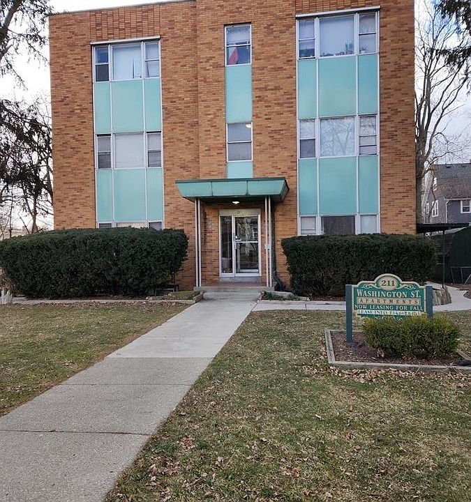 1st image of 211 N Washington St #16