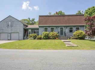 29 Arlington Ave, Westport, MA 02790