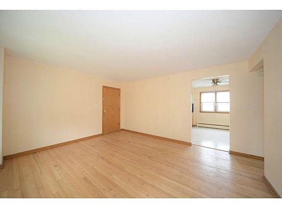 2nd image of 5859 N Elston Ave #Fg