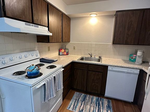 2nd image of 12406-20 E 3rd Ave #12408