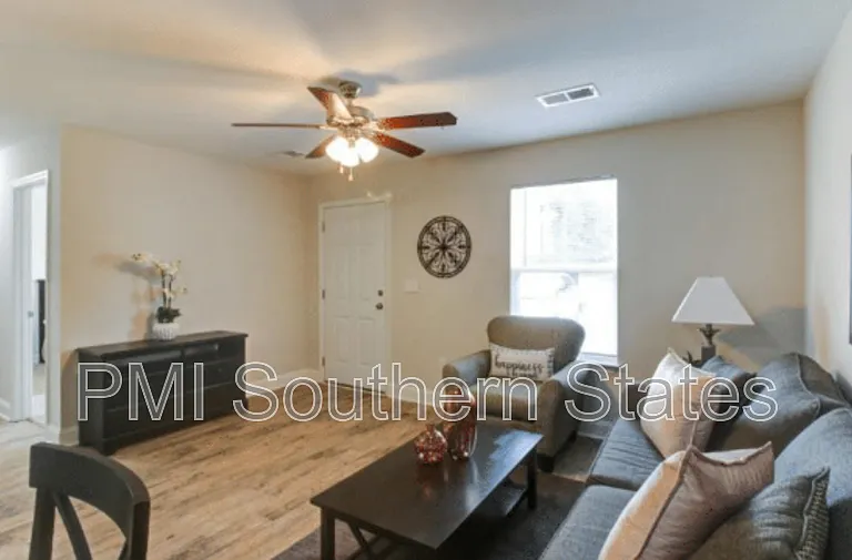 208 Walnut Hill Dr #B — Photo 6