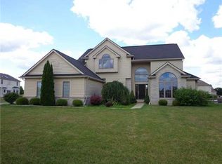 7256 Wood Creek Ln, Maumee, OH