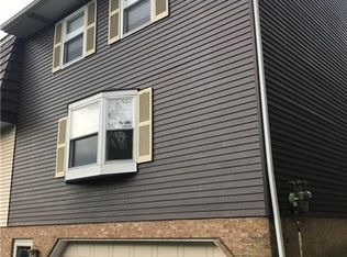 1148 Country Rd, Bethel Park, PA 15102