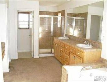 3rd image of 3515 Headwater Dr