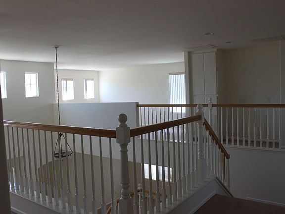 4th image of 26082 Shady Glen St