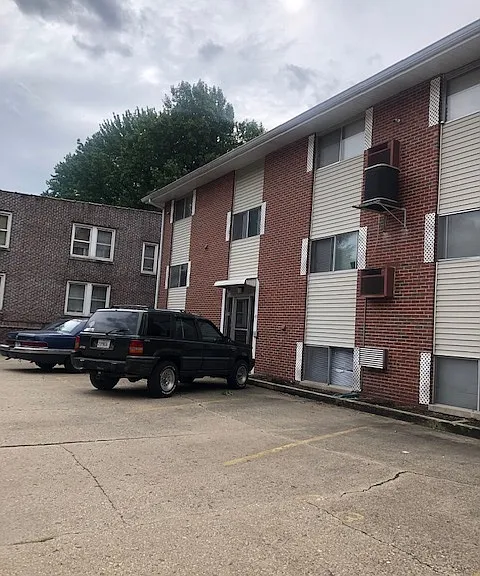 525 W Cook St — Photo 5