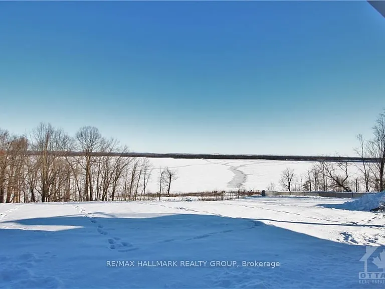768 Usborne St #7 — Photo 25