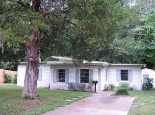 3626 Eve Dr E, Jacksonville, FL 32246