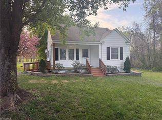 2606 Nelson Farm Rd, Greensboro, NC 27406