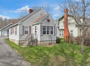 247 Milltown Blvd, Saint Stephen, NB E3L1H3