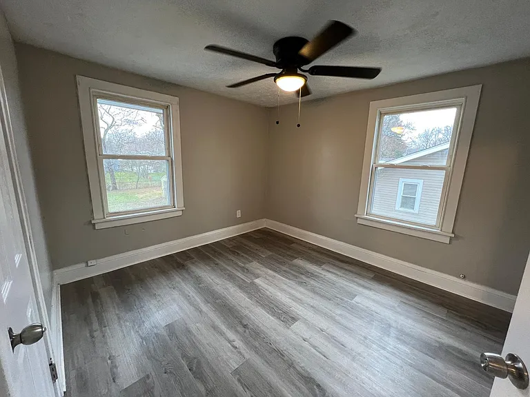 625 Wyandot Ave — Photo 19