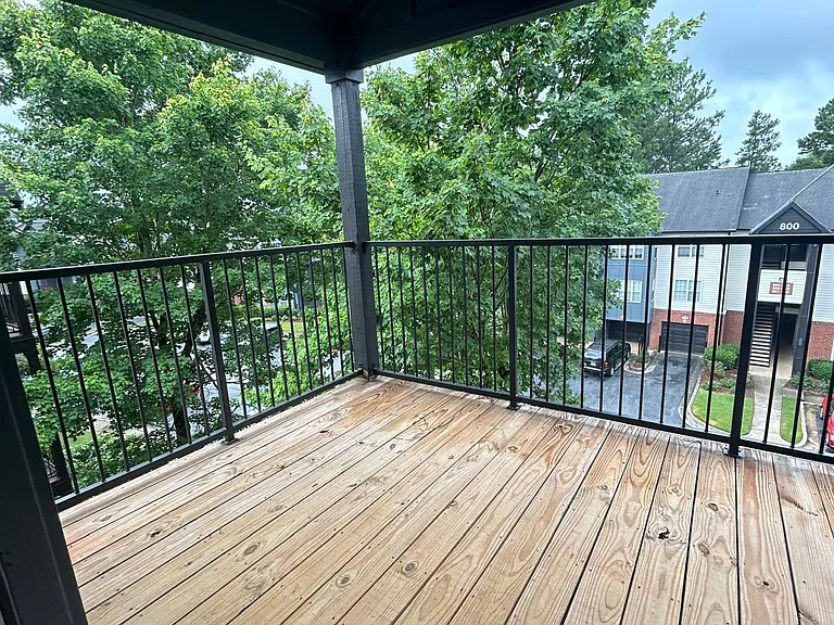 Wesley St. Claire Apartments at Lawrenceville — Photo 122