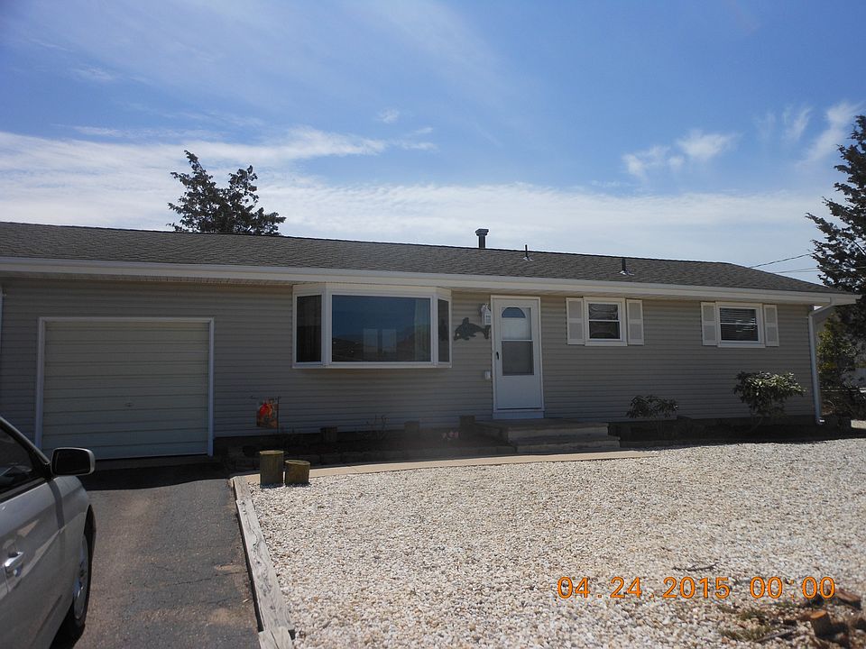 1st image of 1851 Cable Dr