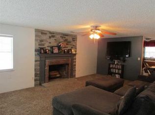 1038 Deer Pen Rd, Lesage, WV 25537