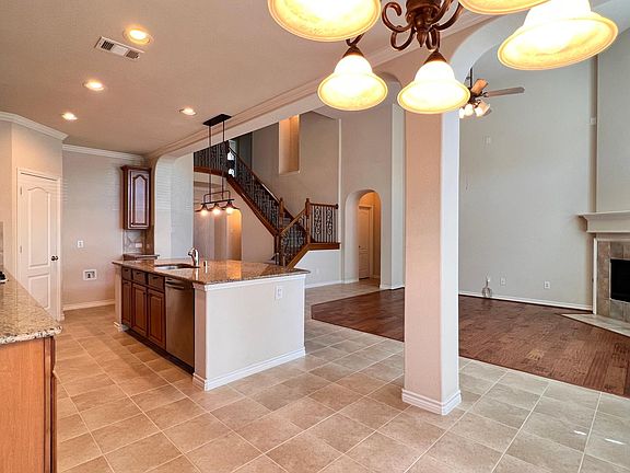4th image of 9201 Garden Grove Dr