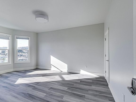 5th image of 3680D 16th St