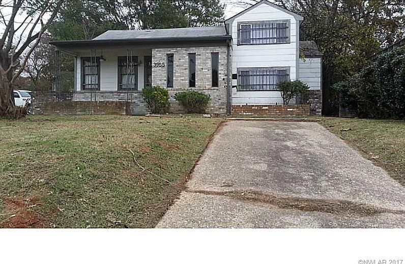 2nd image of 3955 Lakeshore Dr